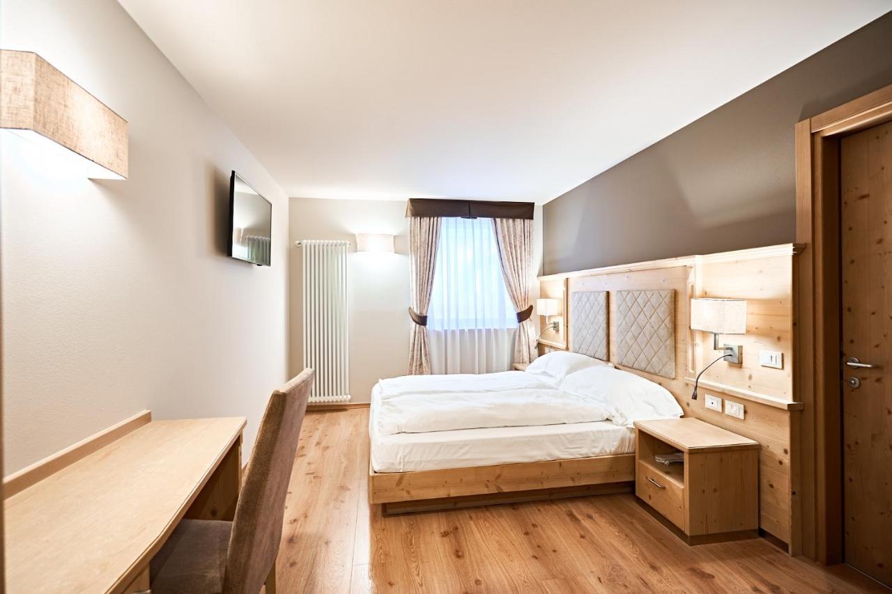 Hotel Crozzon Madonna Εξωτερικό φωτογραφία